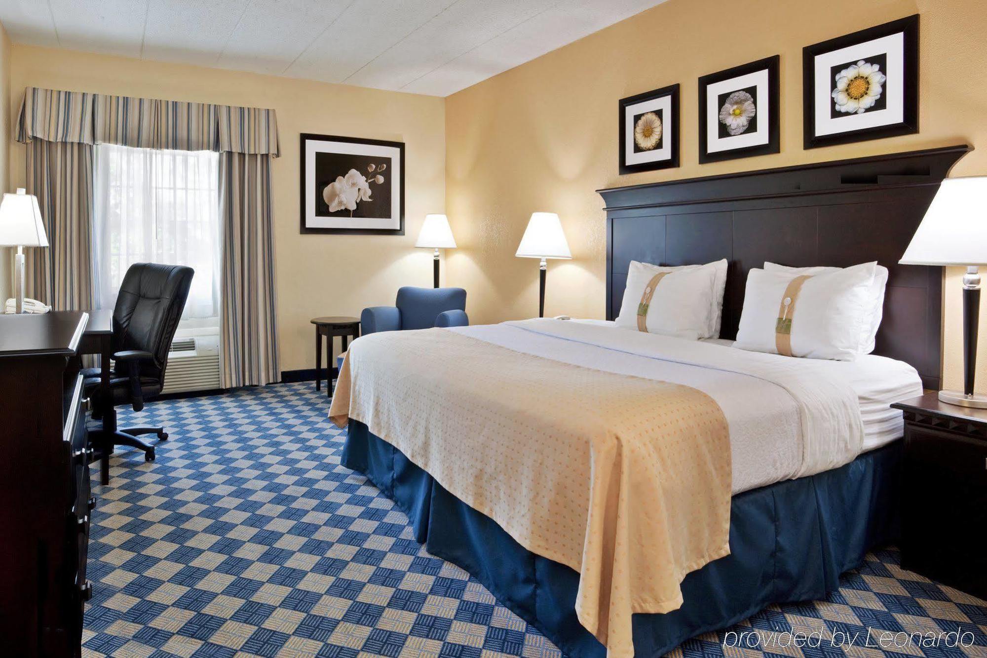 Holiday Inn Columbus North I-270 Worthington ภายนอก รูปภาพ